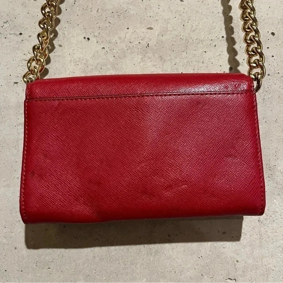 Michael Kors Cross Grain Leather Red Crossbody Goldtone Chain Strap - Picture 4 of 10